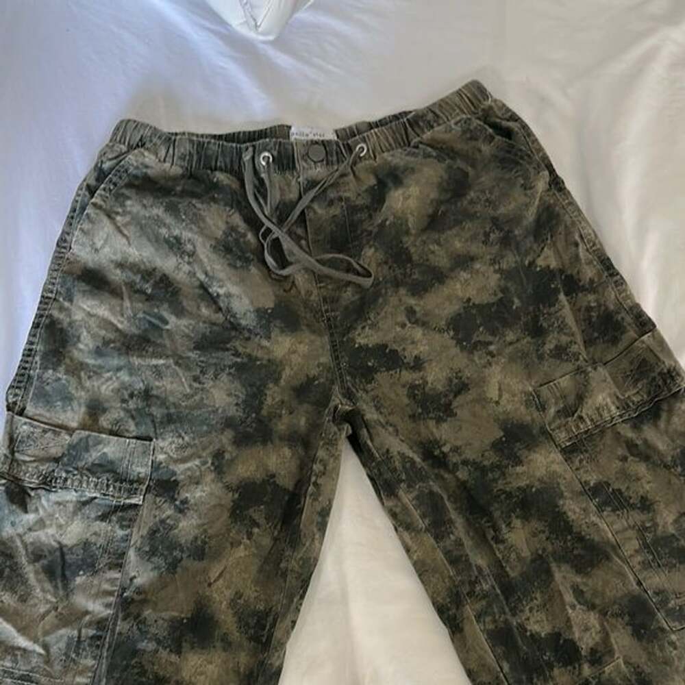 Girls Camouflage Cargo Pants
